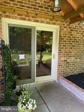 Building Photo - 2435 Westminster Dr