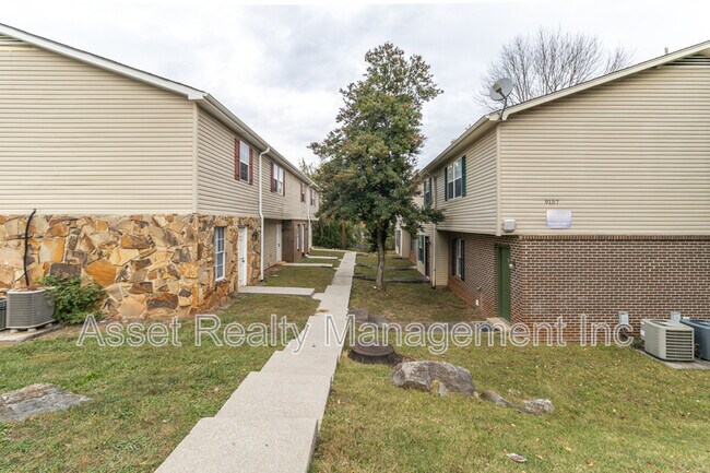 Foto del edificio - 9157 Cedarpark Ln NW