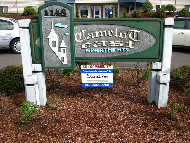 Foto del edificio - Two Bedroom Flat in Quiet 55+ Community