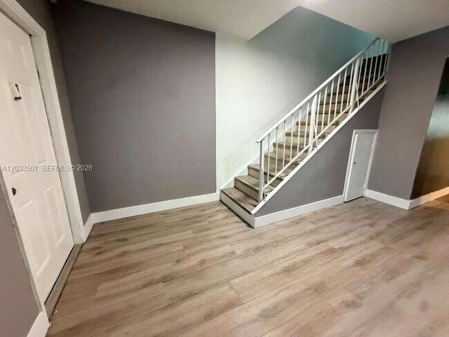 Foto del edificio - 274 NE 141st St