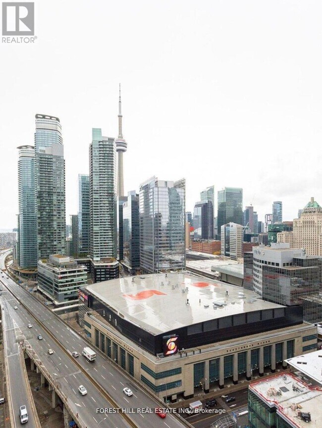 Building Photo - 18-2618 Harbour St