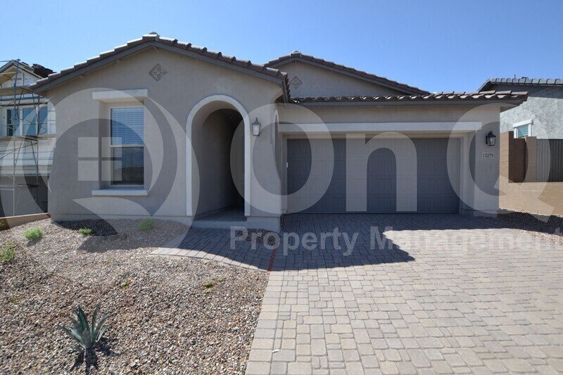 Foto principal - 13279 W Red Range Way