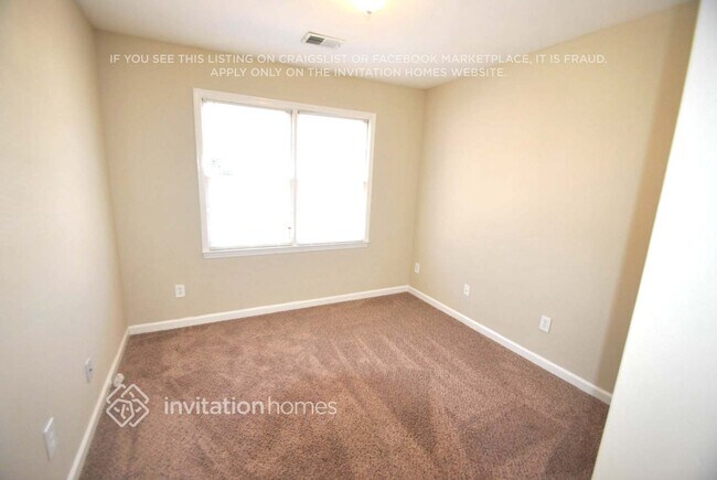 Foto del edificio - 639 Mountain Oaks Pkwy