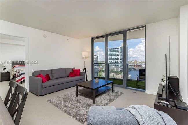 Photo - 31 SE 6th St Apartment