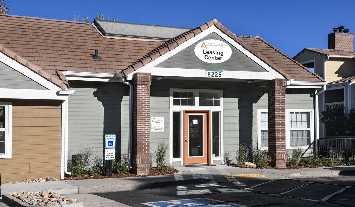 Primary Photo - Arcadia Apartment Homes