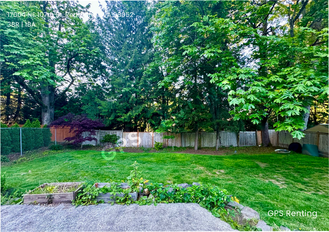 Building Photo - Charming Redmond Rambler in Prime Educatio...