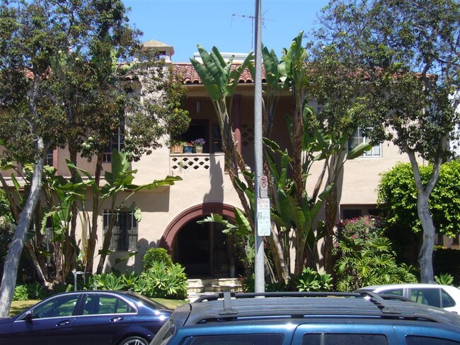 Building Photo - 8323 Blackburn Ave
