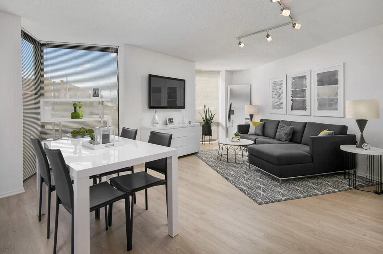 Foto principal - 1122 N La Salle Dr