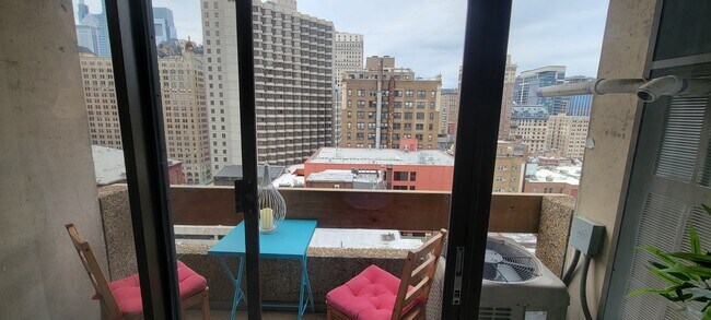 Foto del edificio - 1326 Spruce St