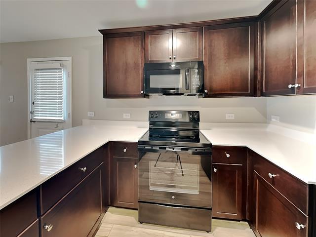 Foto del edificio - 604 Dashwood Dr
