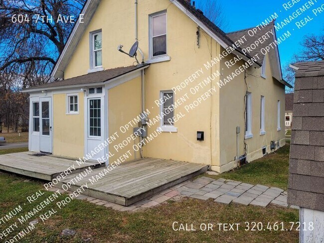 Foto del edificio - 604 7th Ave E