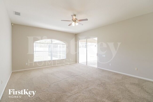 Building Photo - 25808 Risen Star Dr