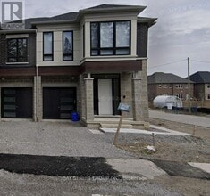 Building Photo - 115B Bond Crescent