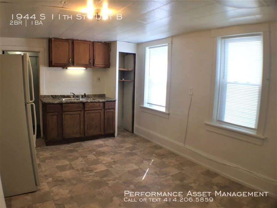 Cozy Southside 2BR Lower Available Now!! Apartment for Rent in