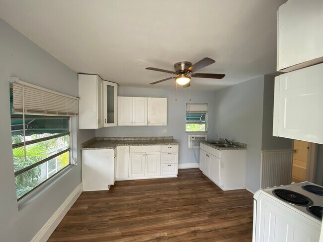 Foto del edificio - 114 NW 25th St