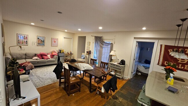 Foto del edificio - 50 Greycliff Rd