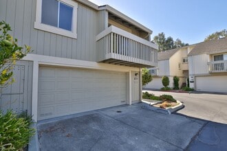 Building Photo - 10856 Northridge Square
