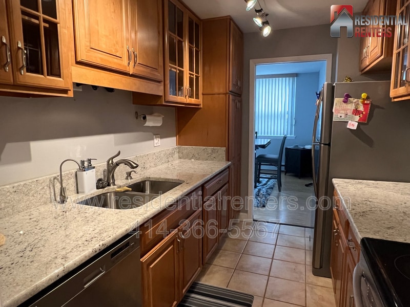 Foto principal - 1707 N Prospect Ave