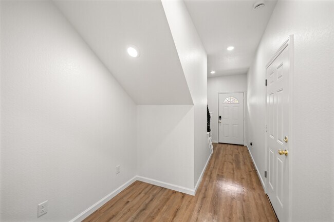 Foto del edificio - 6719 Roanoke St