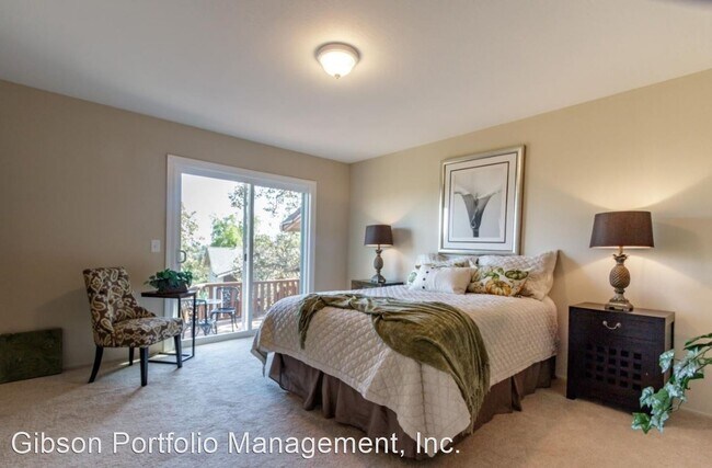 Foto del edificio - 4 br, 2.5 bath House - 743 Upland Road