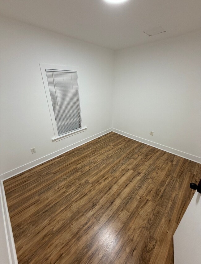 Building Photo - 50 Los Olivos Ave