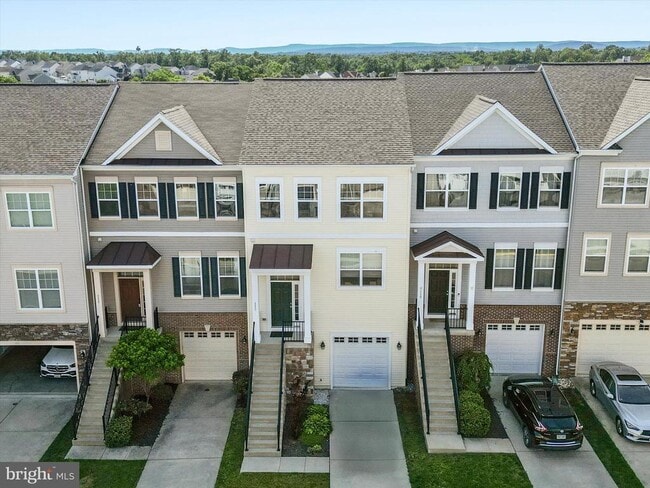 Building Photo - 113 Kingsley Dr