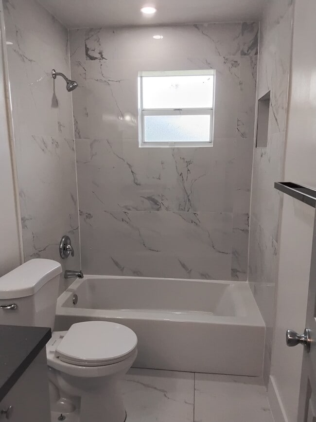 Foto del edificio - 2523 NW 175th Ter