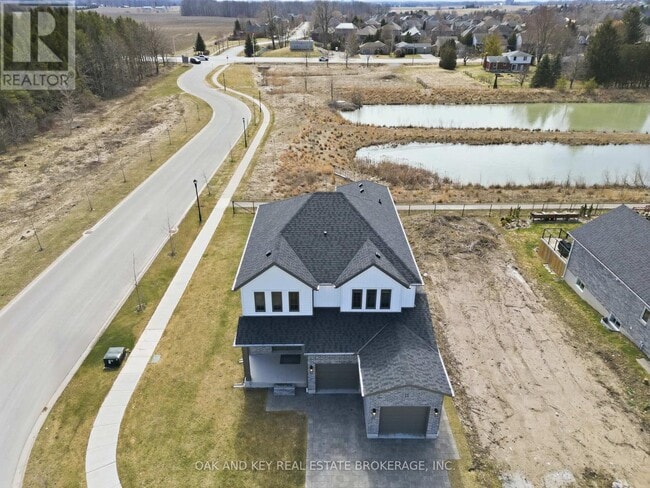 Building Photo - 11 Bowman Dr.