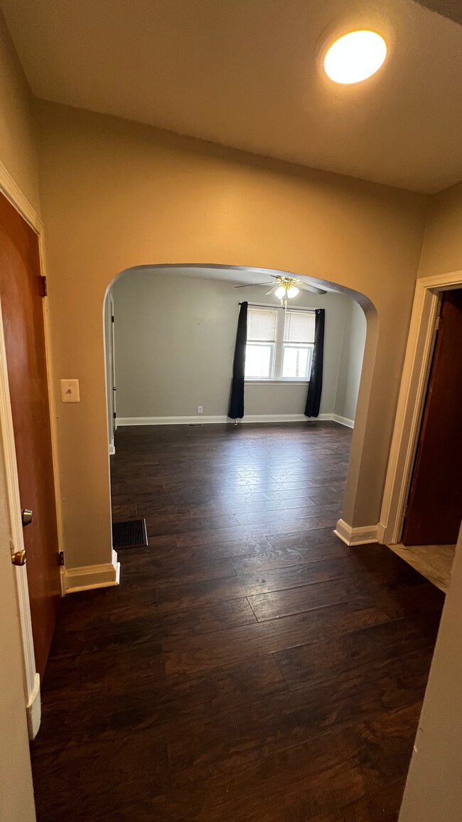 Foto del edificio - 1051 Desoto Rd