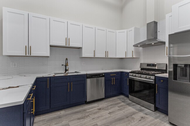 Foto del edificio - 3214 W Lawrence Ave