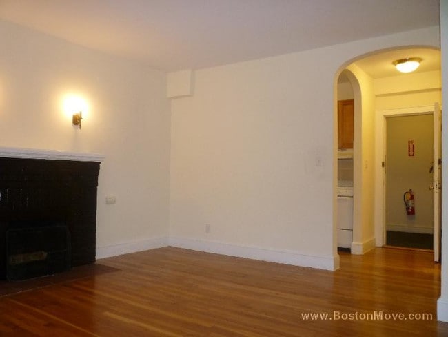 Building Photo - 125 Marlborough St