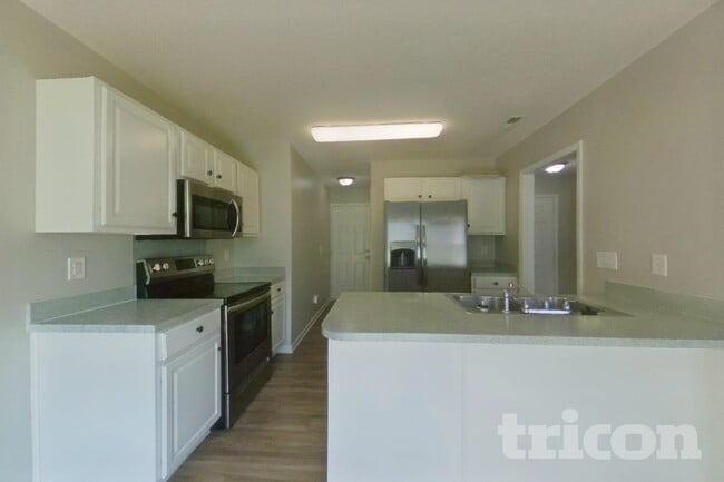 Building Photo - 7820 Euler Way