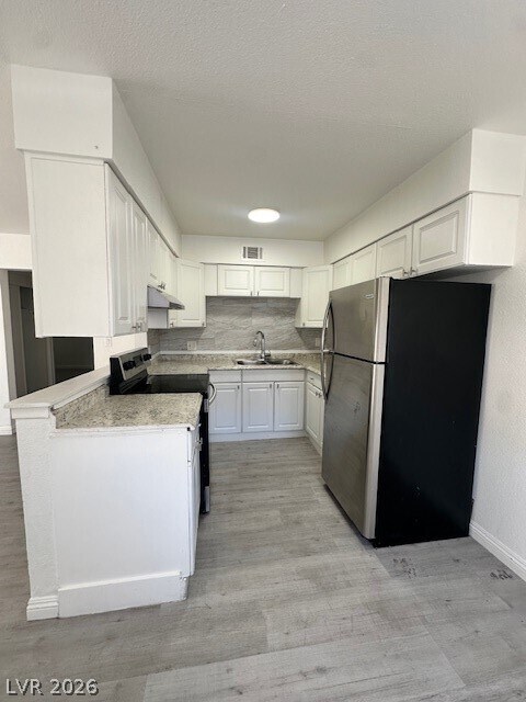 Building Photo - 2121 Oceanus Ln