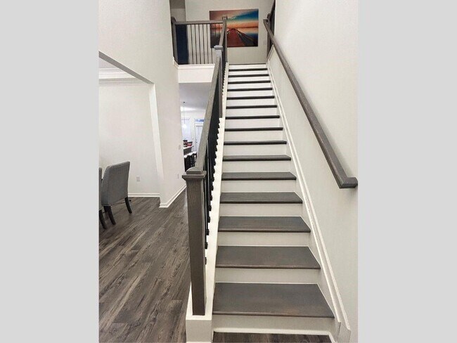 Foto del edificio - 1120 Trident Maple Chase