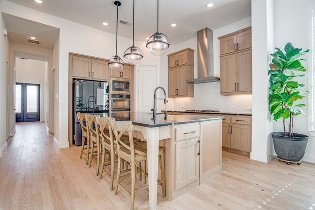 Building Photo - 4211 Mill Pond Dr