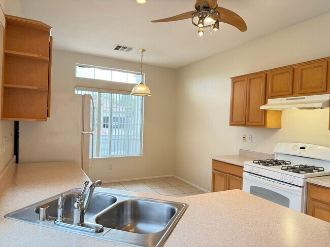 Foto del edificio - Charming one-story, 3-bedroom house