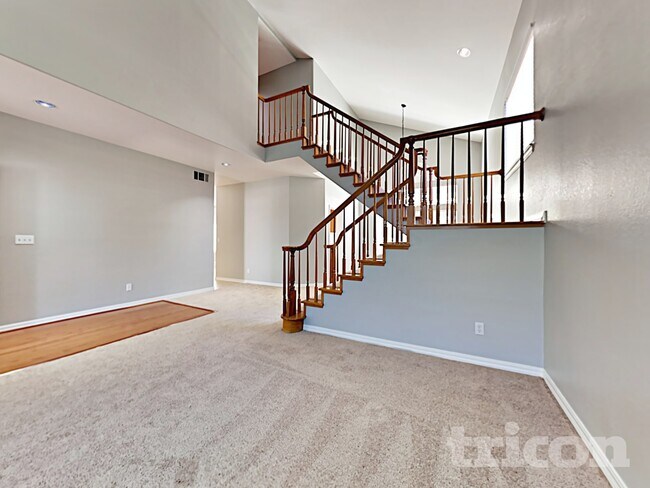 Foto del edificio - 4716 Hunter Peak Ct
