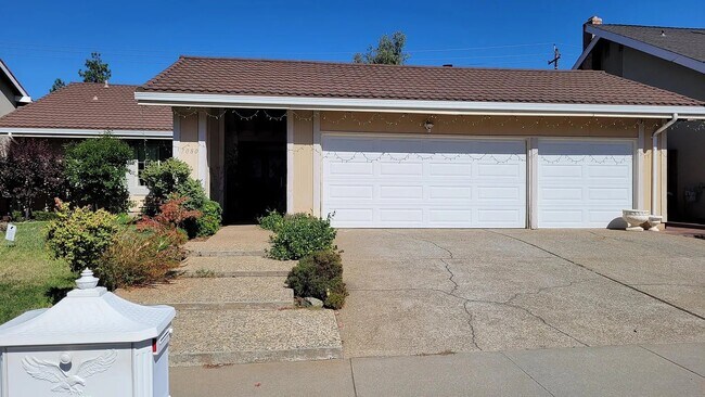 Foto del edificio - 7080 Anjou Creek Cir