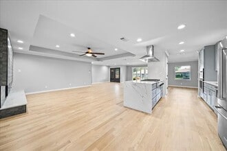 Building Photo - 12408 Cedar Bend Dr