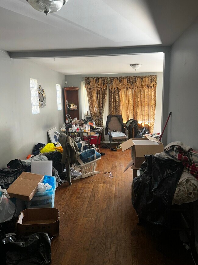 Photo - 1039 Gimblin St House