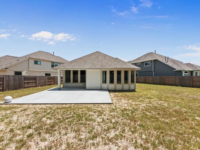 Building Photo - 2901 Yaupon Grove Ln