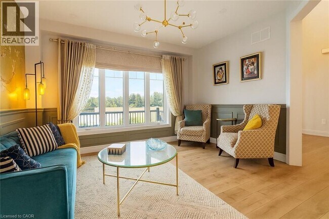 Photo du bâtiment - 195 Water St