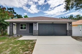 Building Photo - 203 11th St Dr W