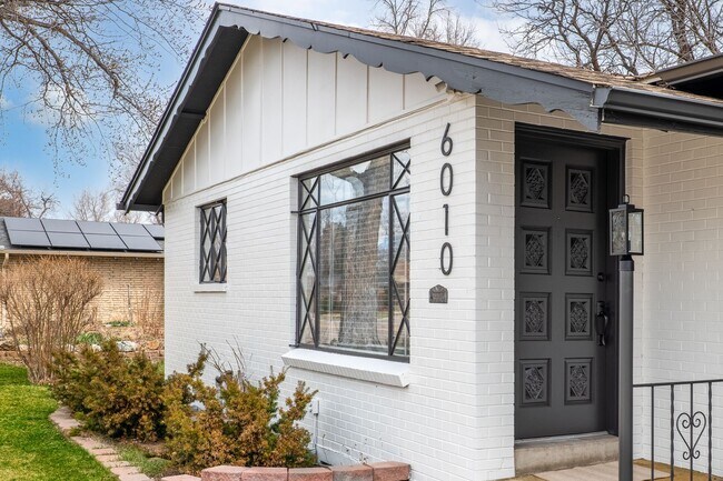 Foto del edificio - Five Bedroom Home near Old Town Arvada