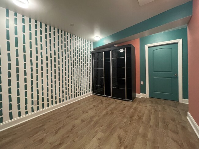 Building Photo - 550 Ponce De Leon Manor NE