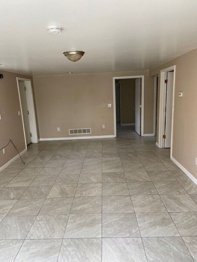 Foto del edificio - 1131 Lynn St