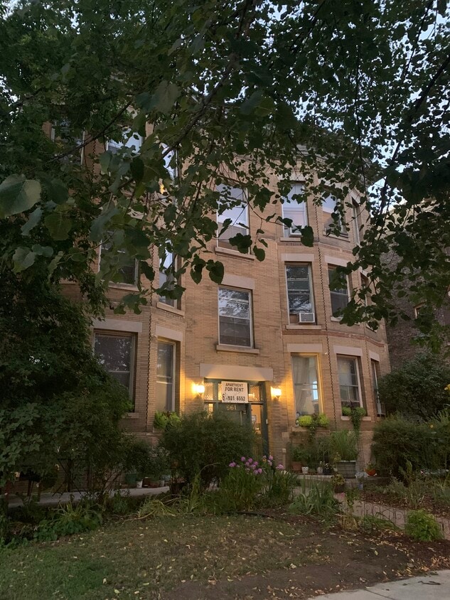 661 Grand - 661 Grand Ave