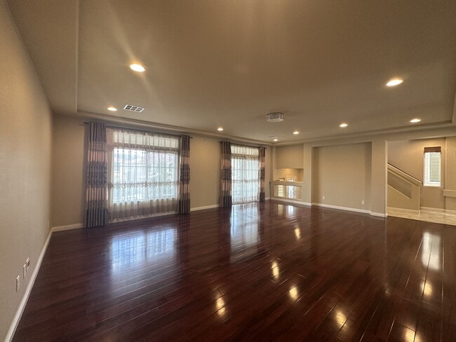 Foto del edificio - 8125 Crimson Creek Ct
