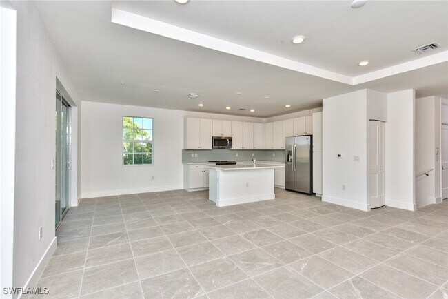 Building Photo - 26300 Coco Cay Cir