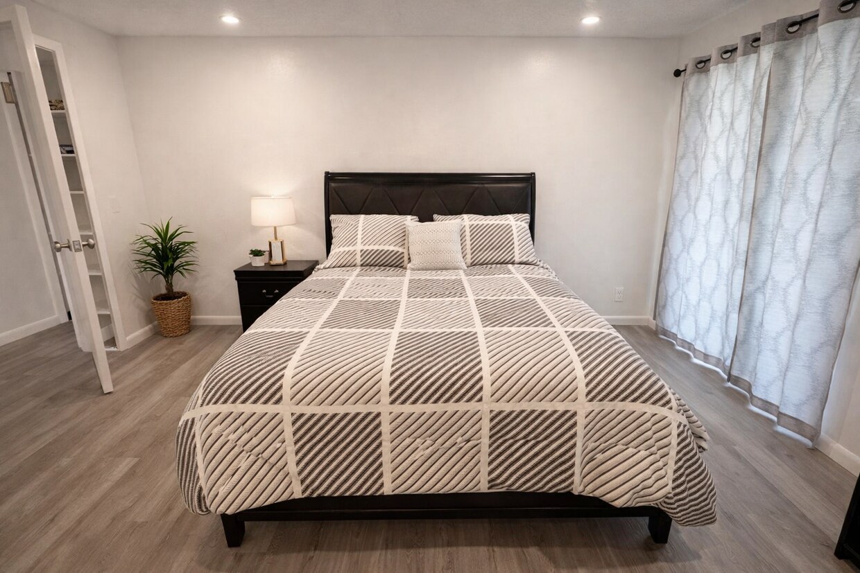 Foto del edificio - 1464 41st Ave